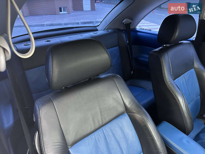 Хэтчбек Volkswagen Beetle 2003 в Киеве