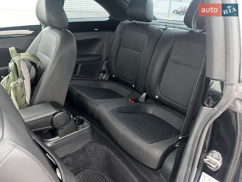 Хэтчбек Volkswagen Beetle 2013 в Львове