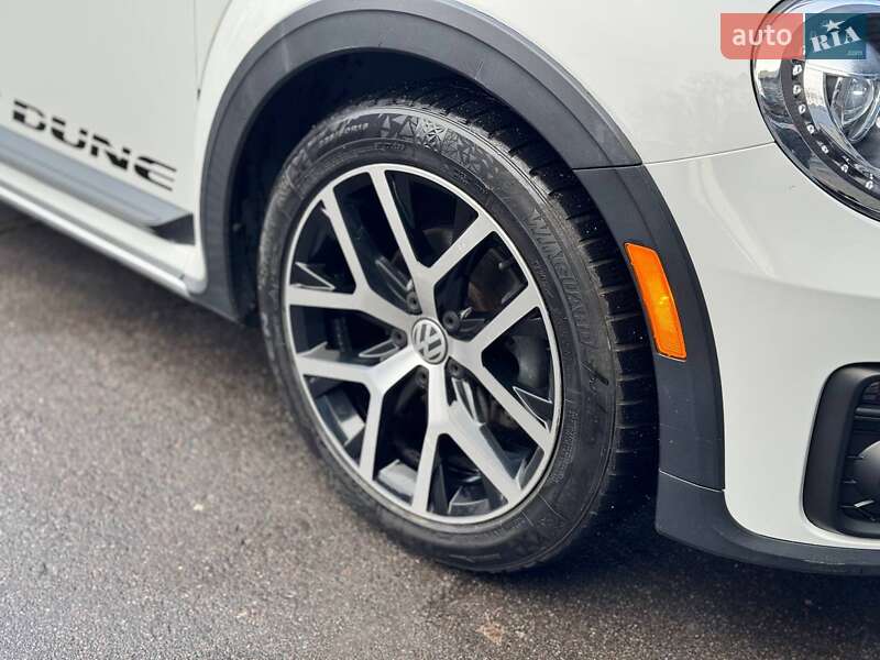 Хетчбек Volkswagen Beetle 2016 в Києві