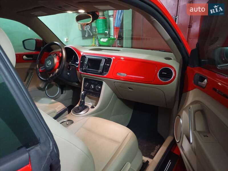 Хетчбек Volkswagen Beetle 2016 в Києві