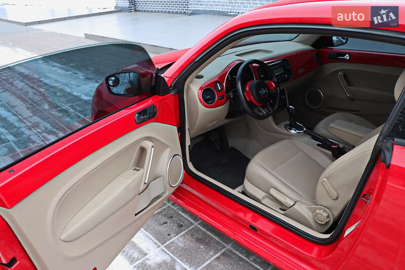 Хэтчбек Volkswagen Beetle 2013 в Кременчуге