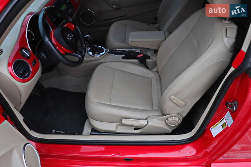 Хэтчбек Volkswagen Beetle 2013 в Кременчуге