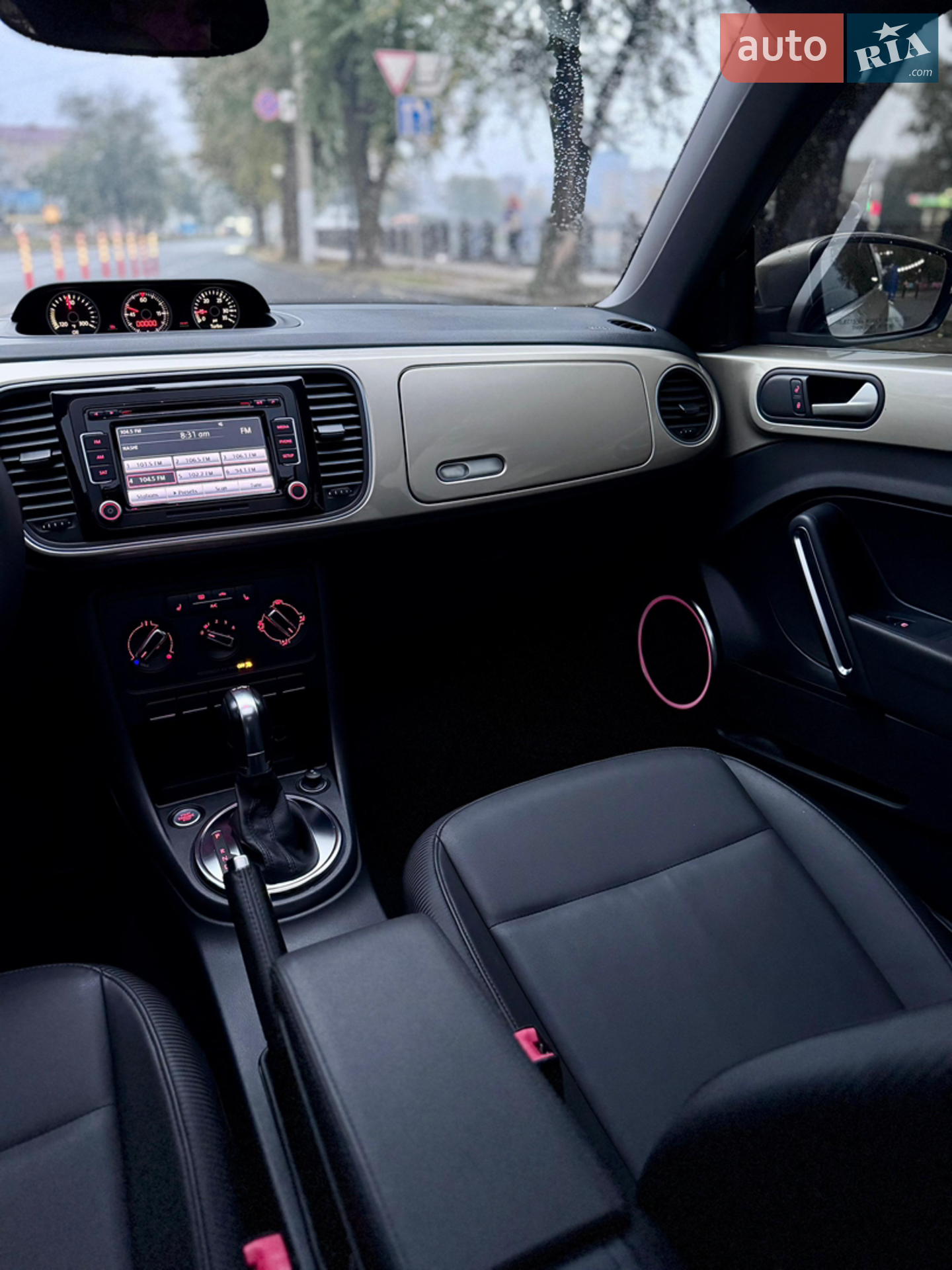 2012 Volkswagen Beetle - мініатюра 21