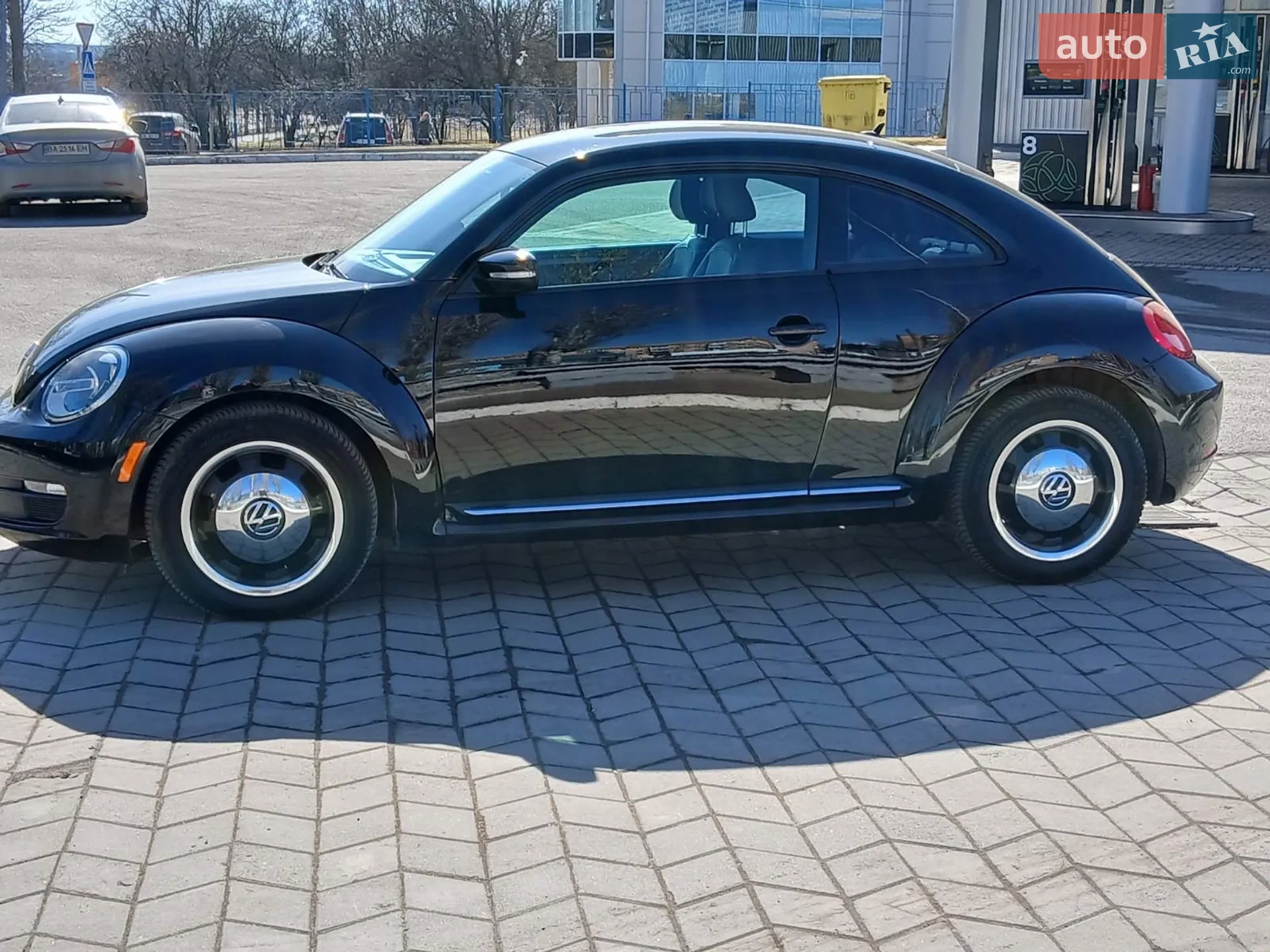 2012 Volkswagen Beetle - мініатюра 8
