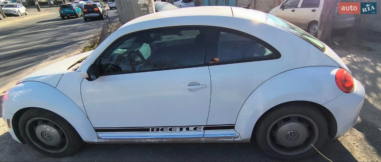 2014 Volkswagen Beetle - мініатюра 27