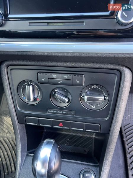 Хэтчбек Volkswagen Beetle 2013 в Луцке