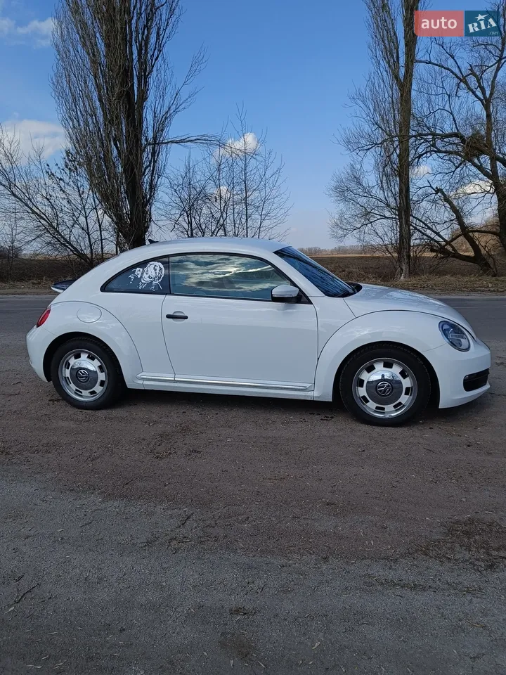2016 Volkswagen Beetle - мініатюра 19
