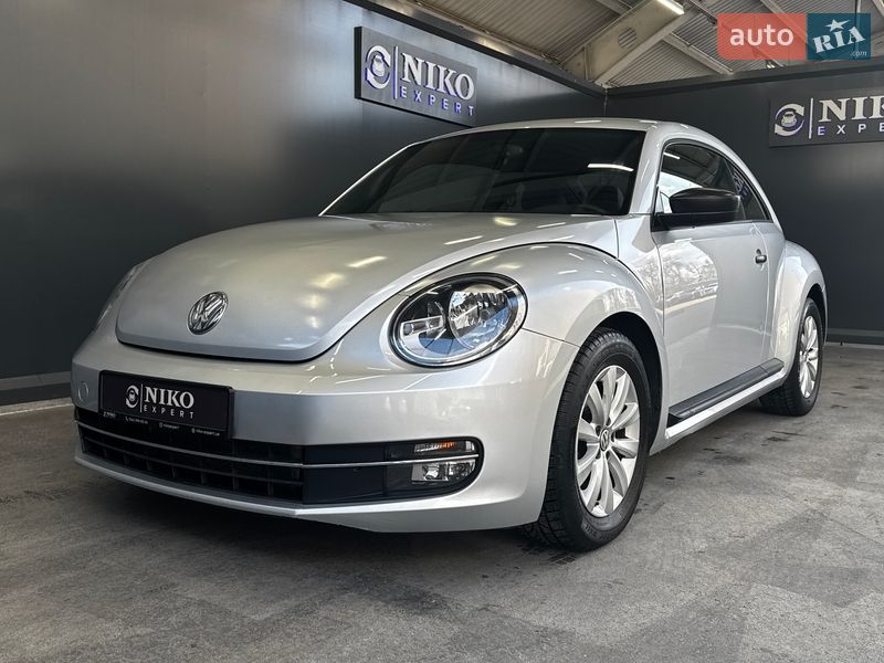 Хэтчбек Volkswagen Beetle 2015 в Киеве