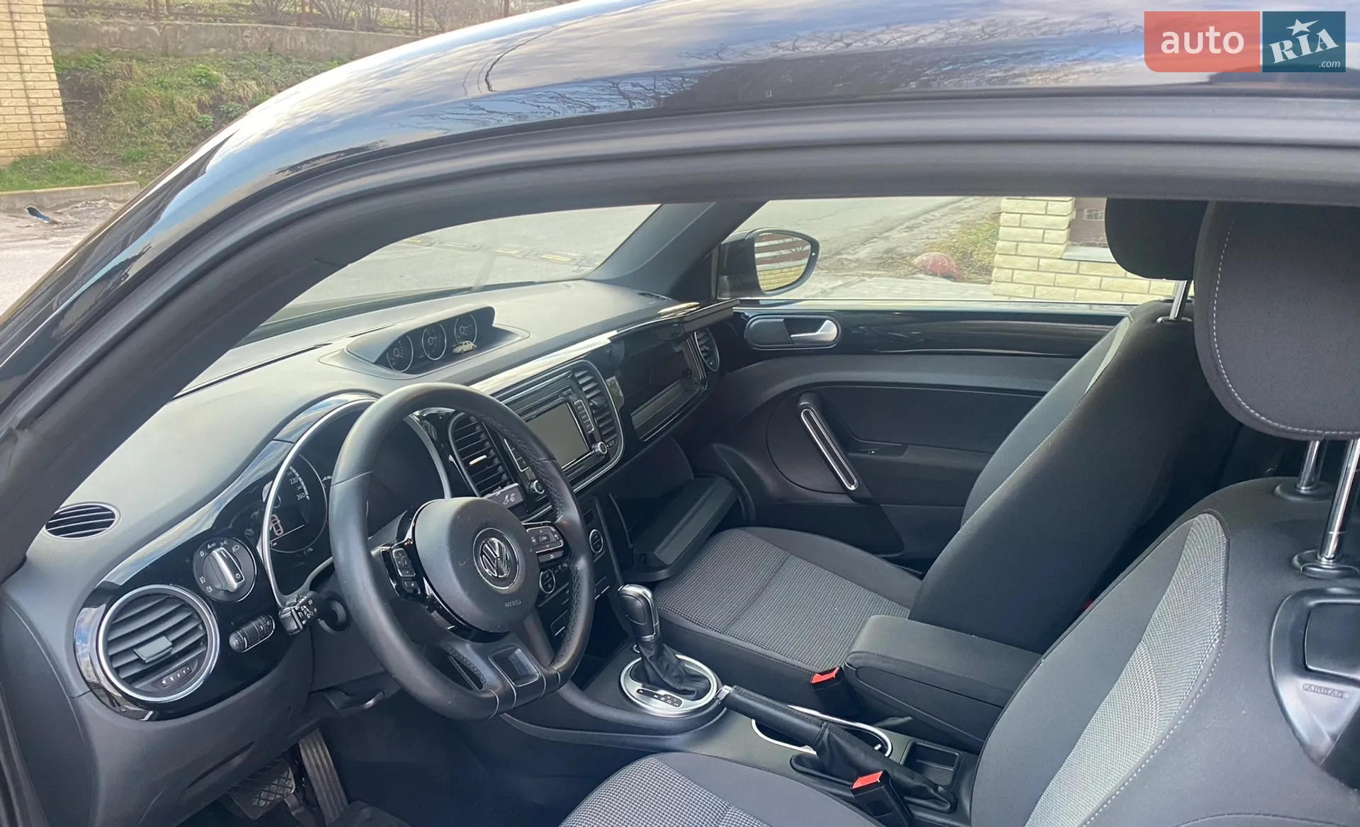 2014 Volkswagen Beetle - мініатюра 22