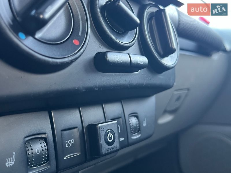 Хэтчбек Volkswagen Beetle 2005 в Николаеве