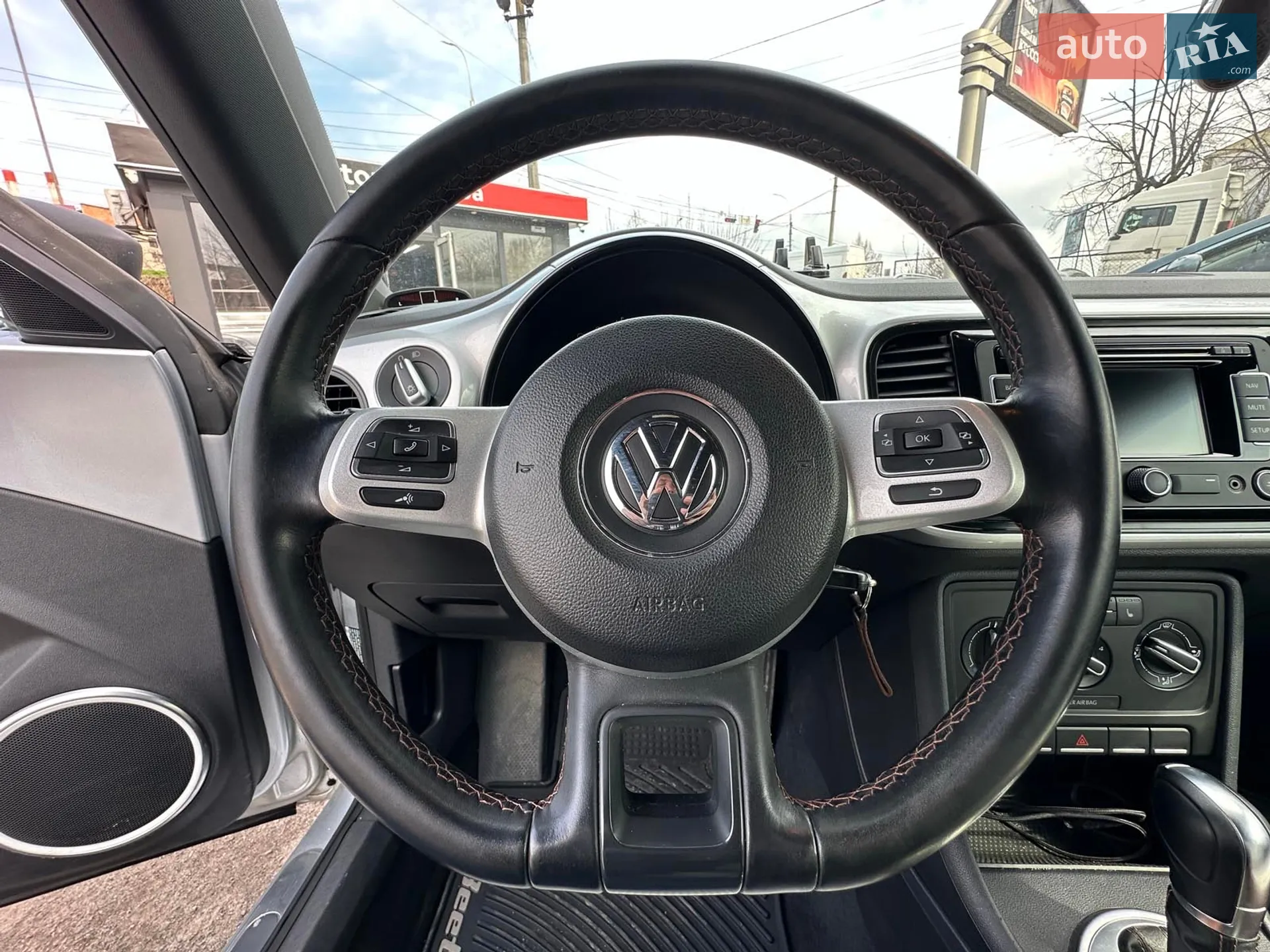 2014 Volkswagen Beetle - мініатюра 18