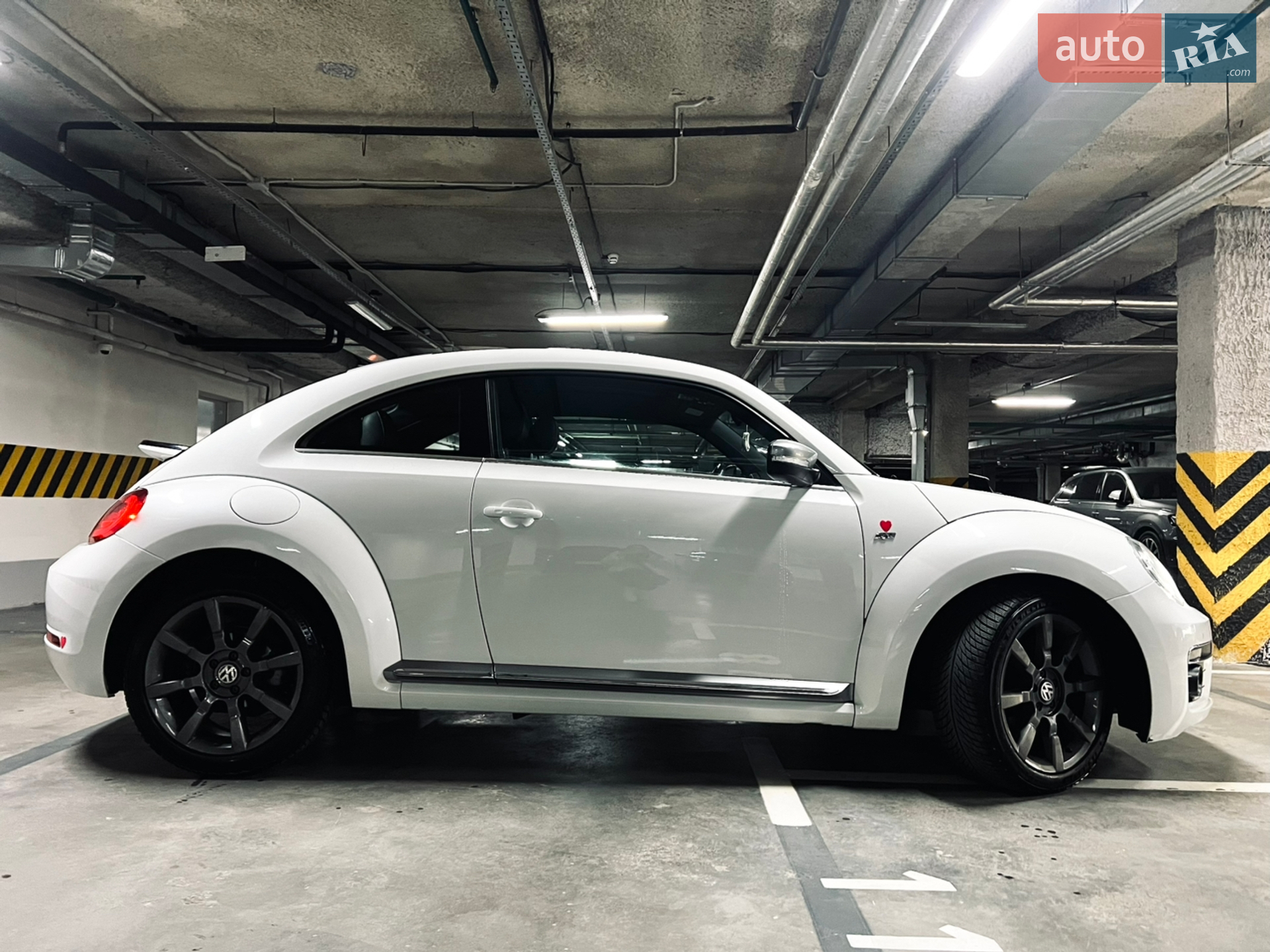 2014 Volkswagen Beetle - мініатюра 2