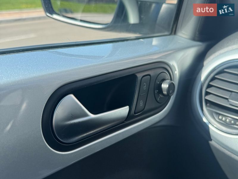 Хэтчбек Volkswagen Beetle 2014 в Одессе