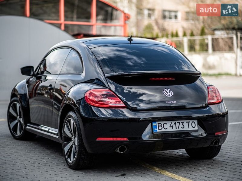 Хэтчбек Volkswagen Beetle 2012 в Львове
