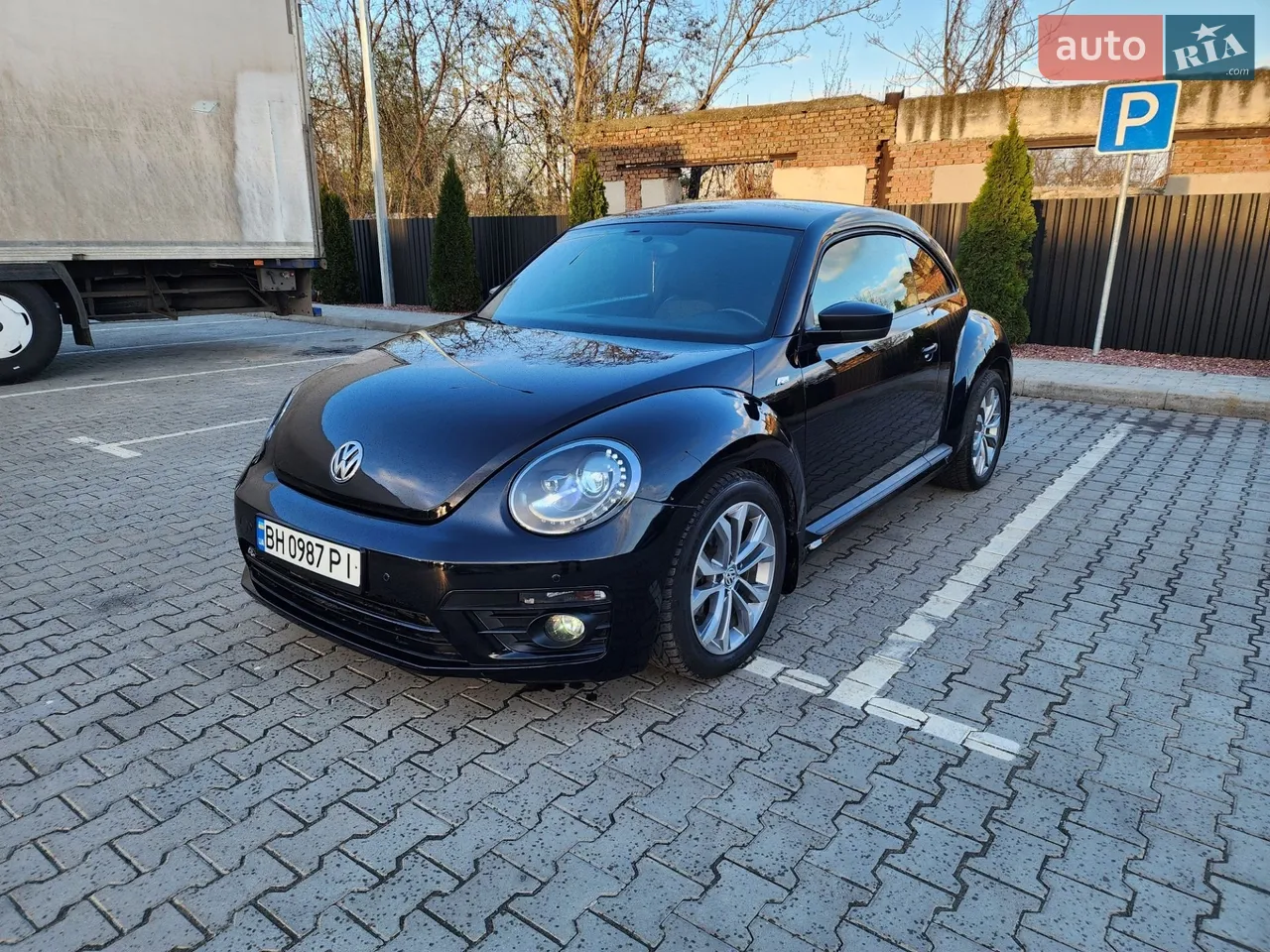 2018 Volkswagen Beetle - мініатюра 35