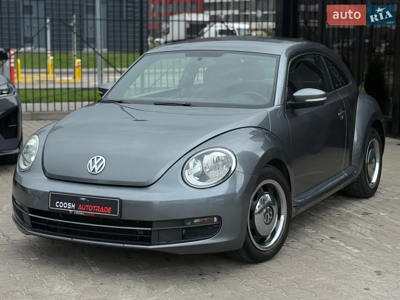 2012 Volkswagen Beetle - мініатюра 11