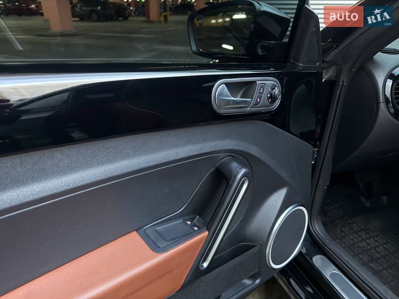 Хетчбек Volkswagen Beetle 2016 в Києві