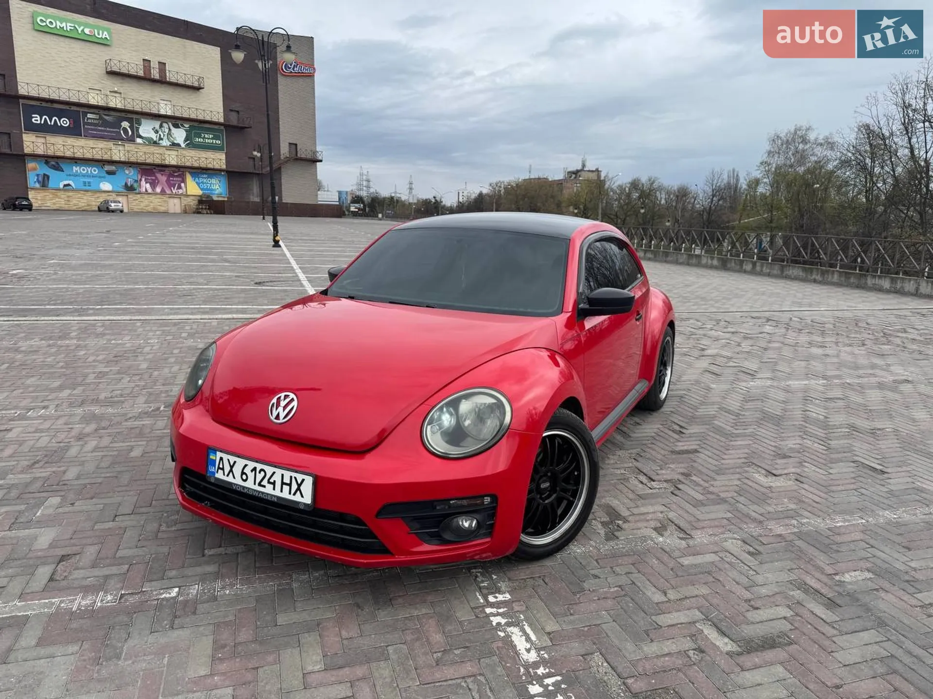 2012 Volkswagen Beetle - мініатюра 2