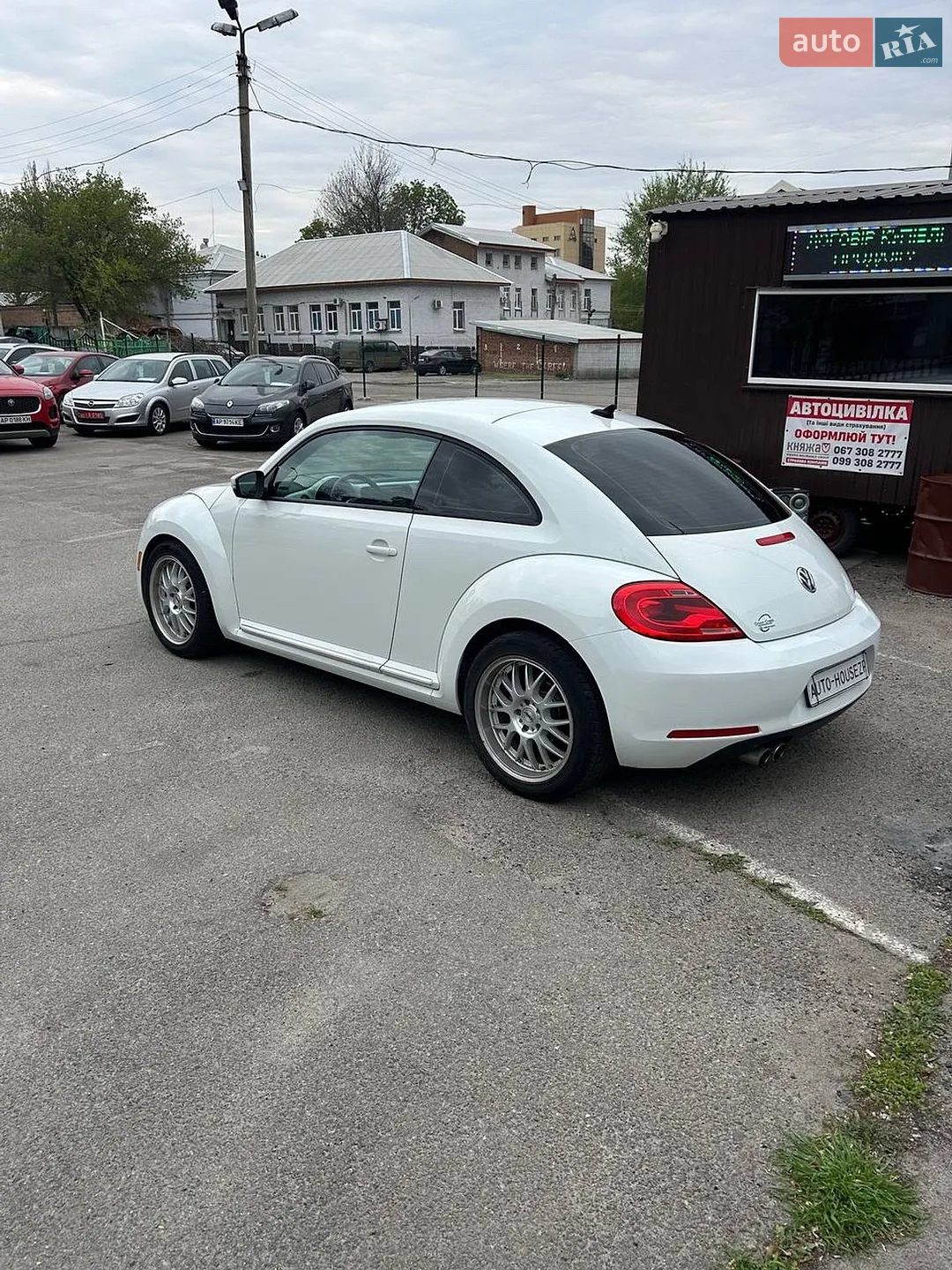 2013 Volkswagen Beetle - мініатюра 5