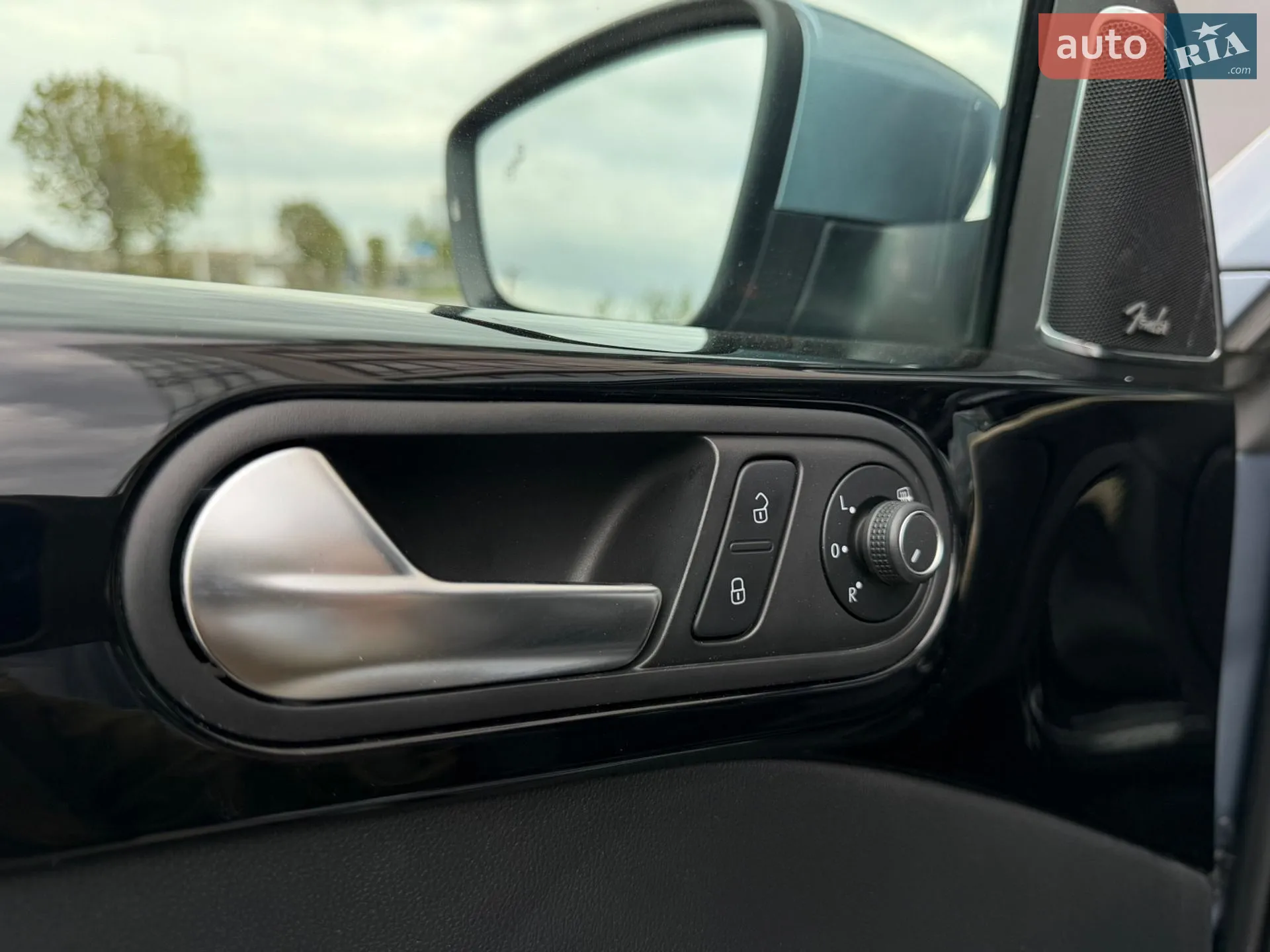 2018 Volkswagen Beetle - мініатюра 44