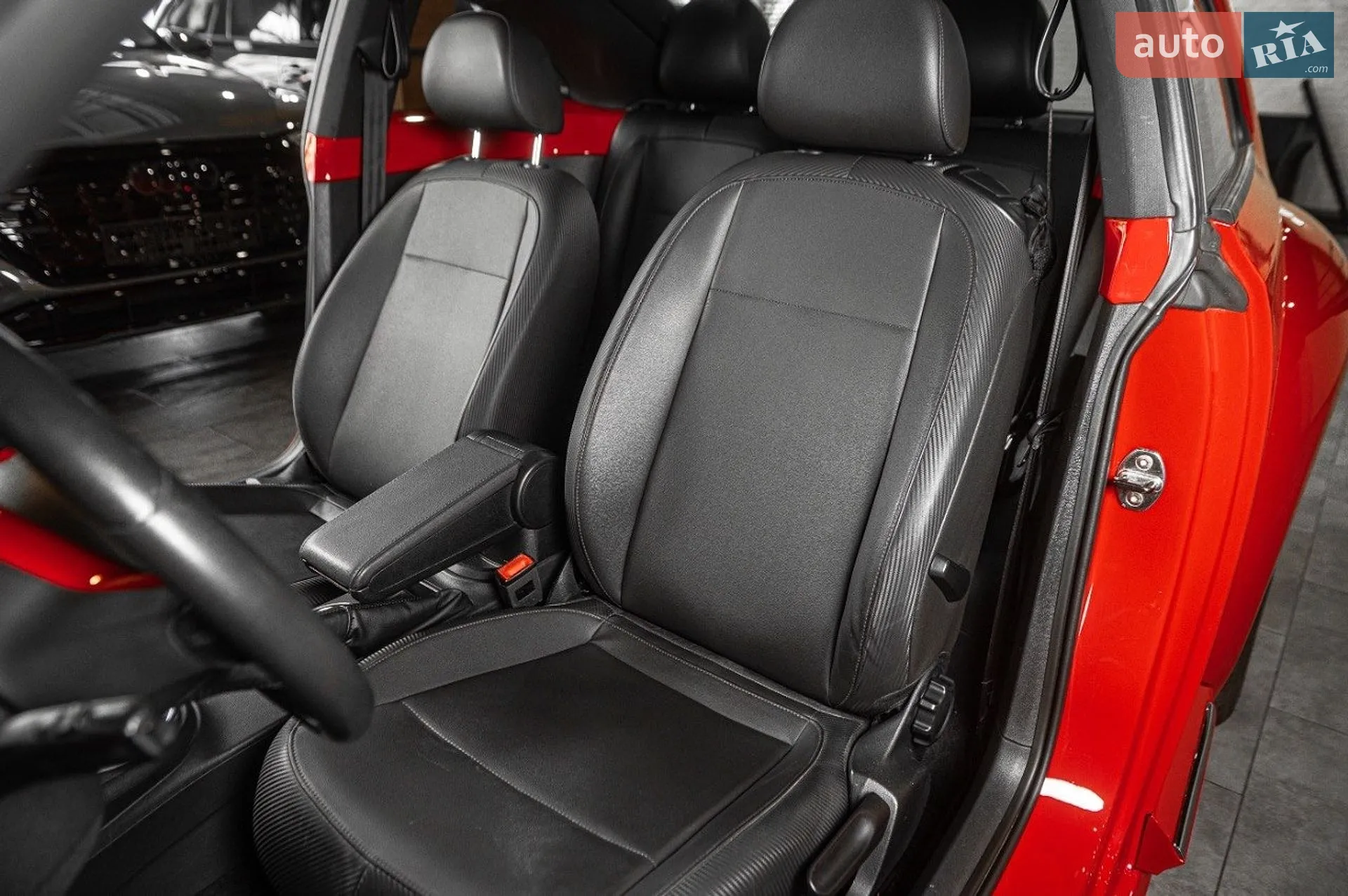 2014 Volkswagen Beetle - мініатюра 35