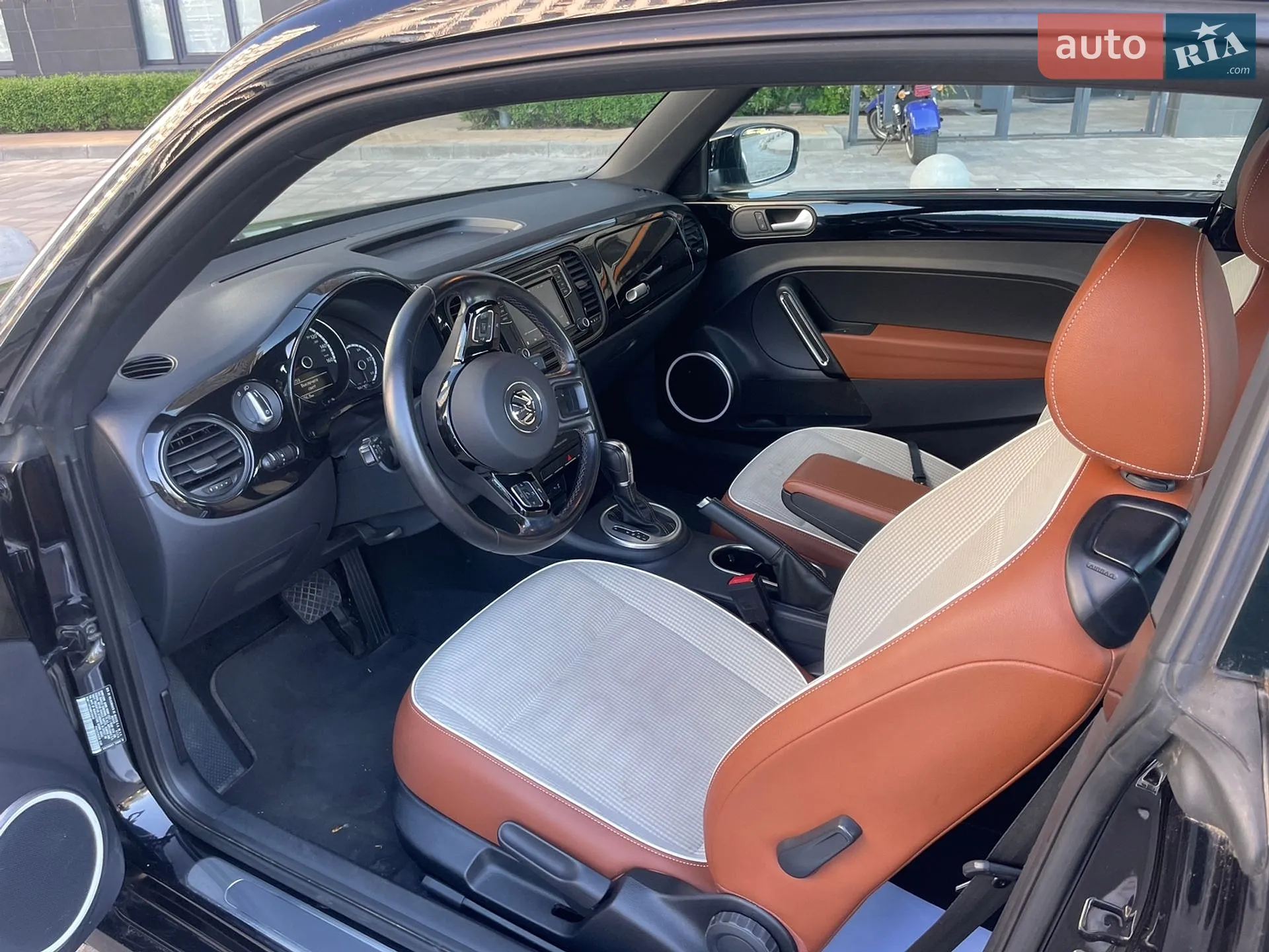 2016 Volkswagen Beetle - мініатюра 8