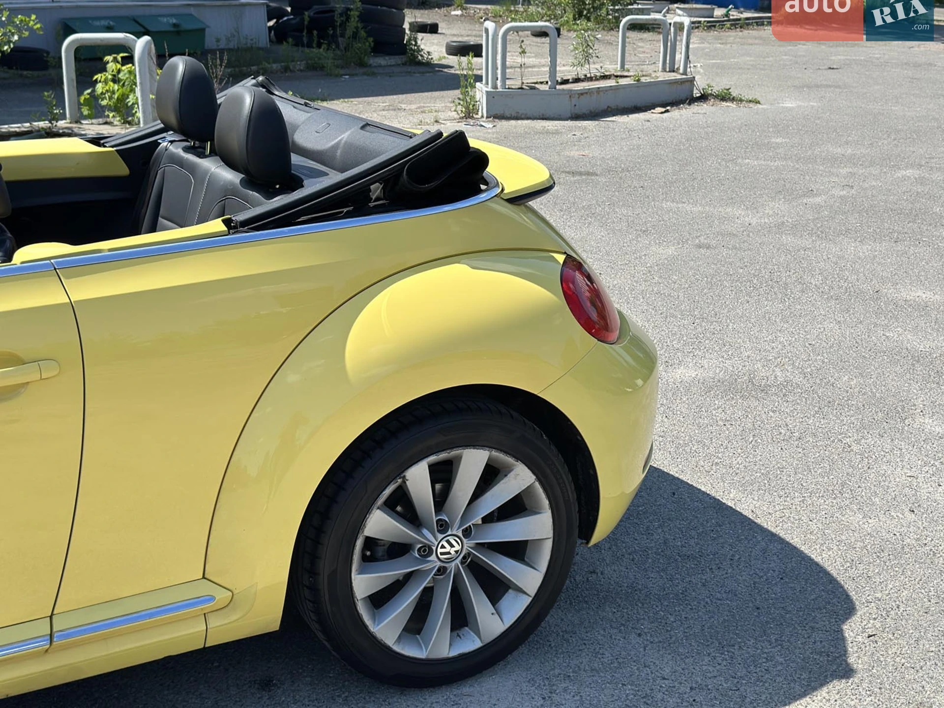 2015 Volkswagen Beetle - мініатюра 8