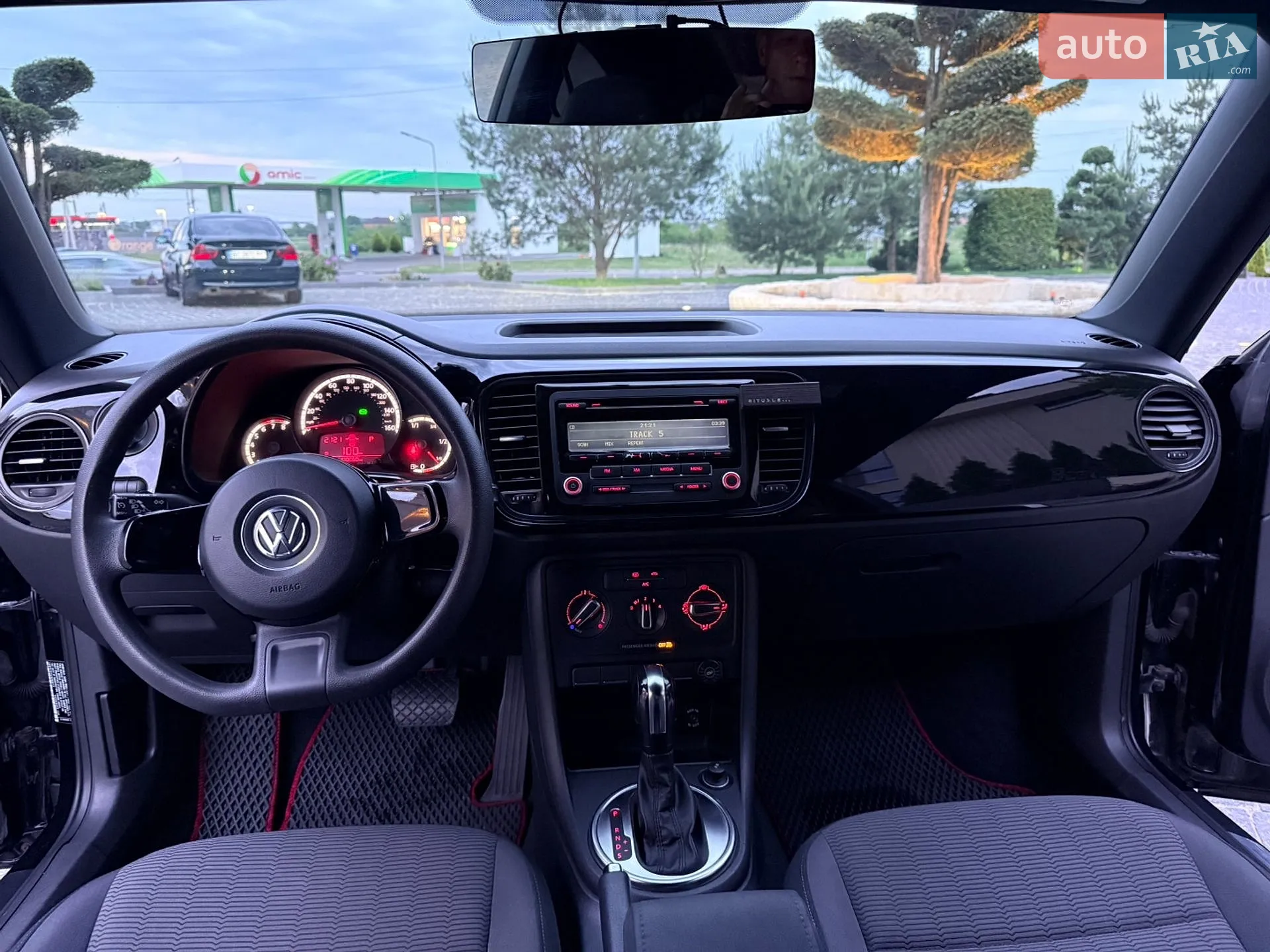 2013 Volkswagen Beetle - мініатюра 17
