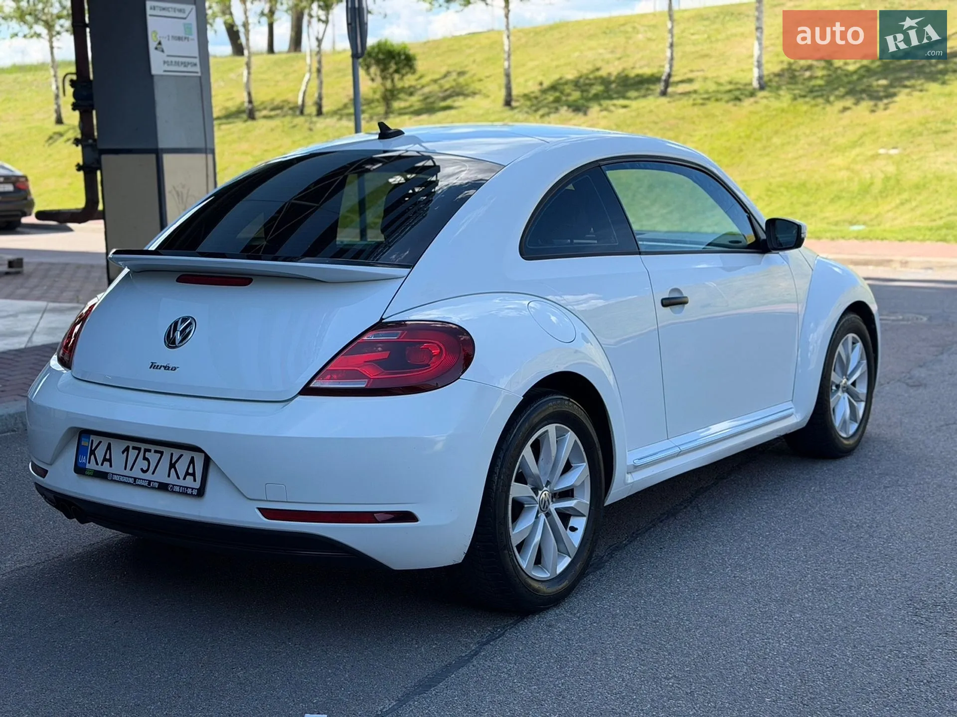 2017 Volkswagen Beetle - мініатюра 8