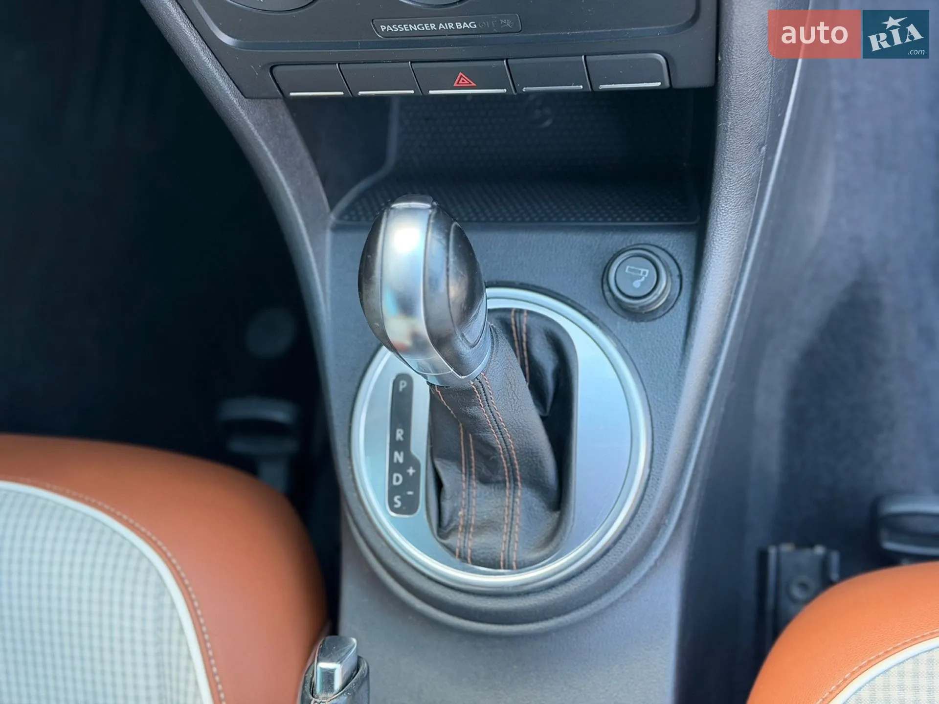 2017 Volkswagen Beetle - мініатюра 19