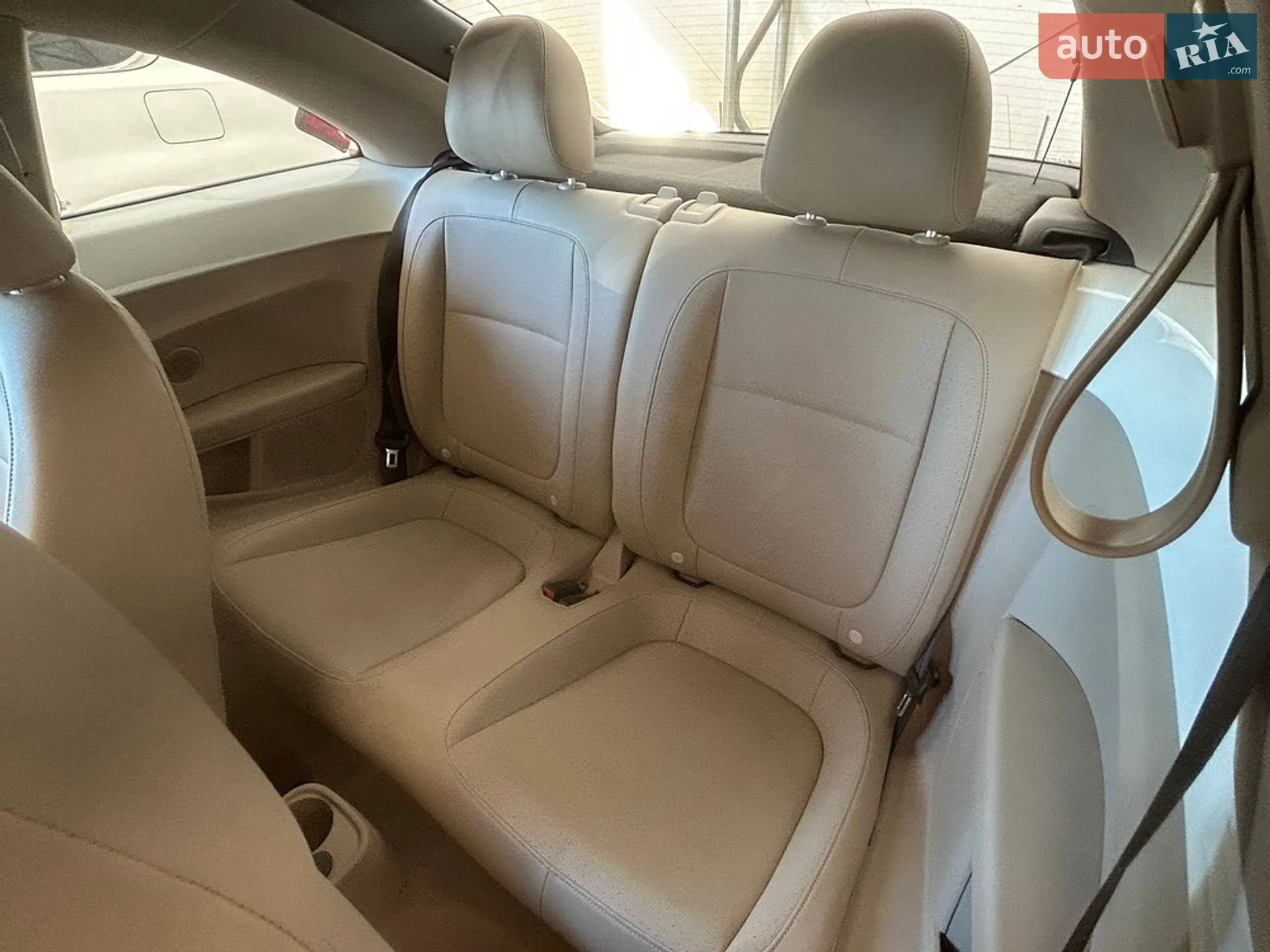 2015 Volkswagen Beetle - мініатюра 6