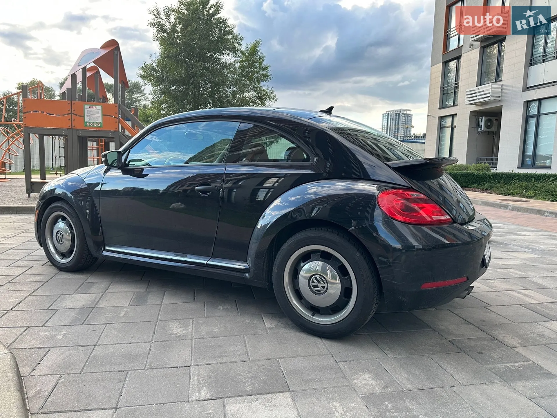 2016 Volkswagen Beetle - мініатюра 3