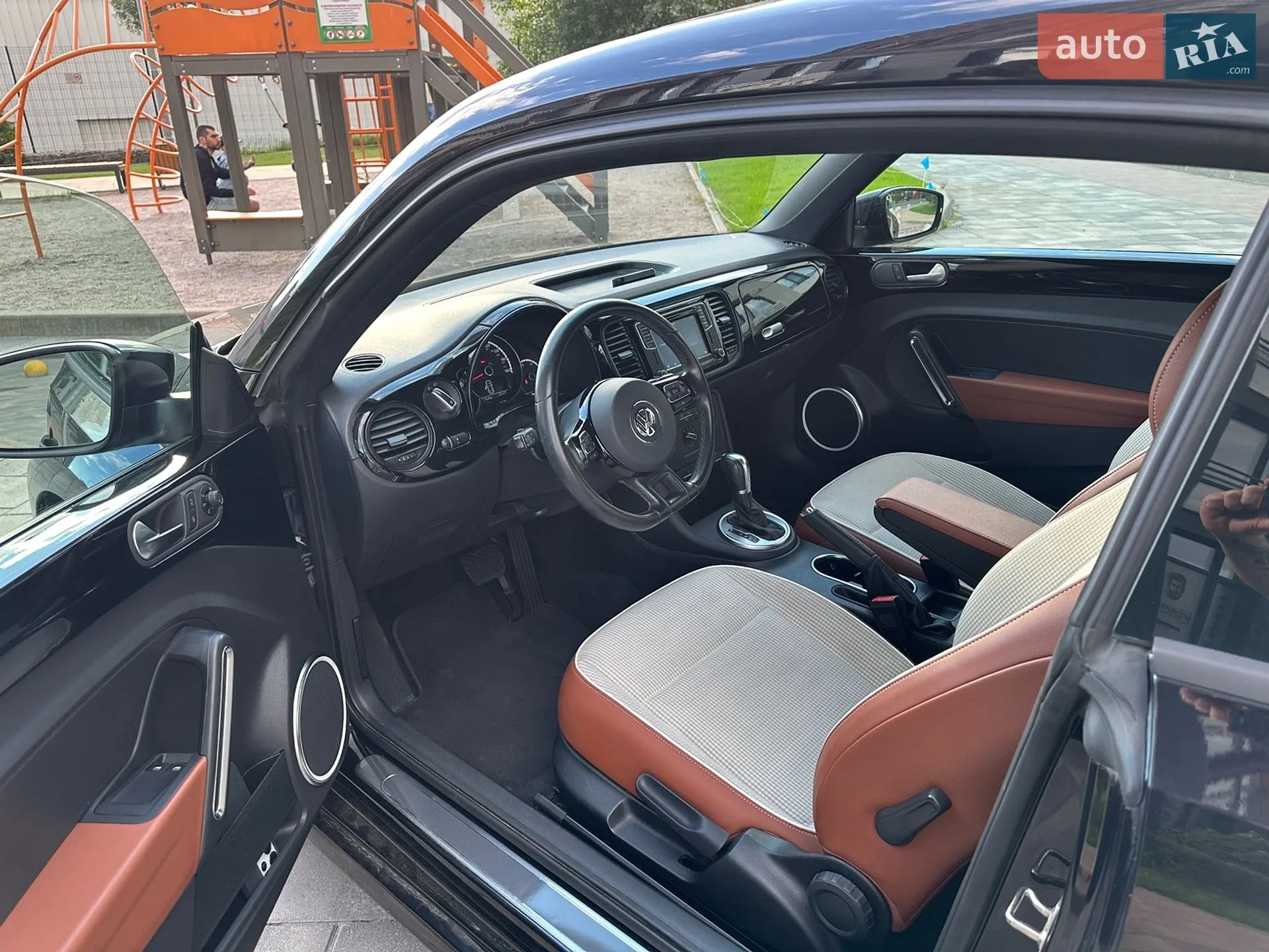 2016 Volkswagen Beetle - мініатюра 11