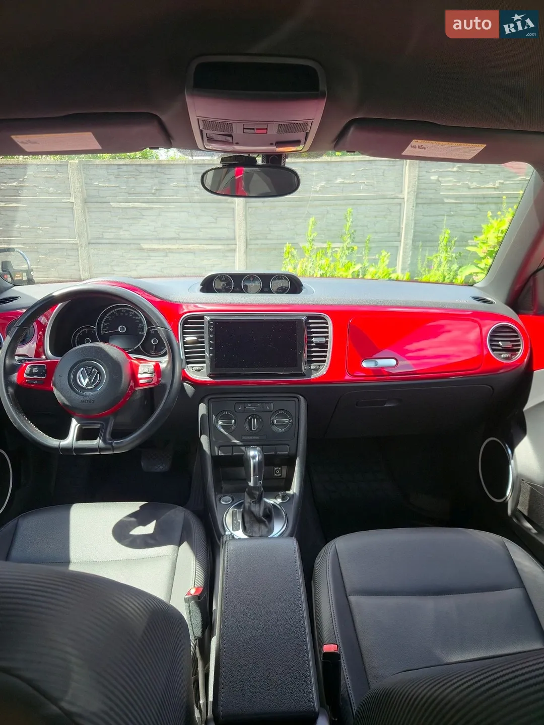 2013 Volkswagen Beetle - мініатюра 21
