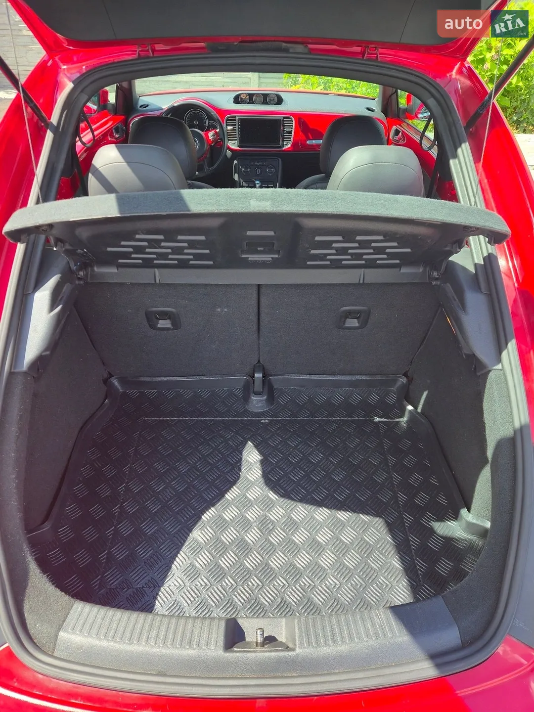 2013 Volkswagen Beetle - мініатюра 32