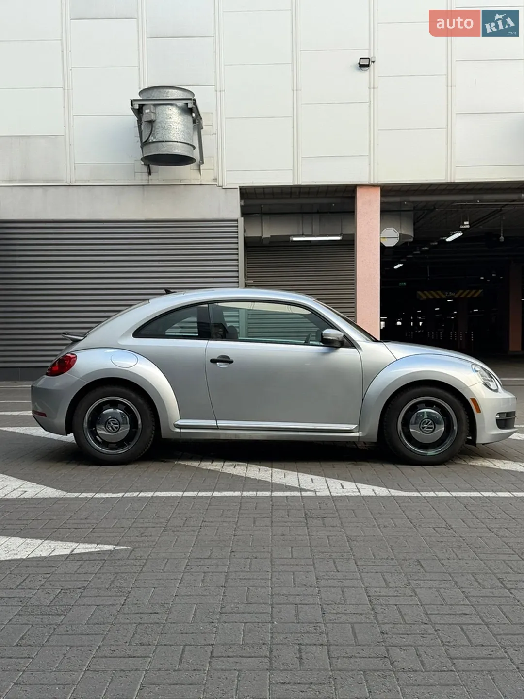2014 Volkswagen Beetle - мініатюра 13