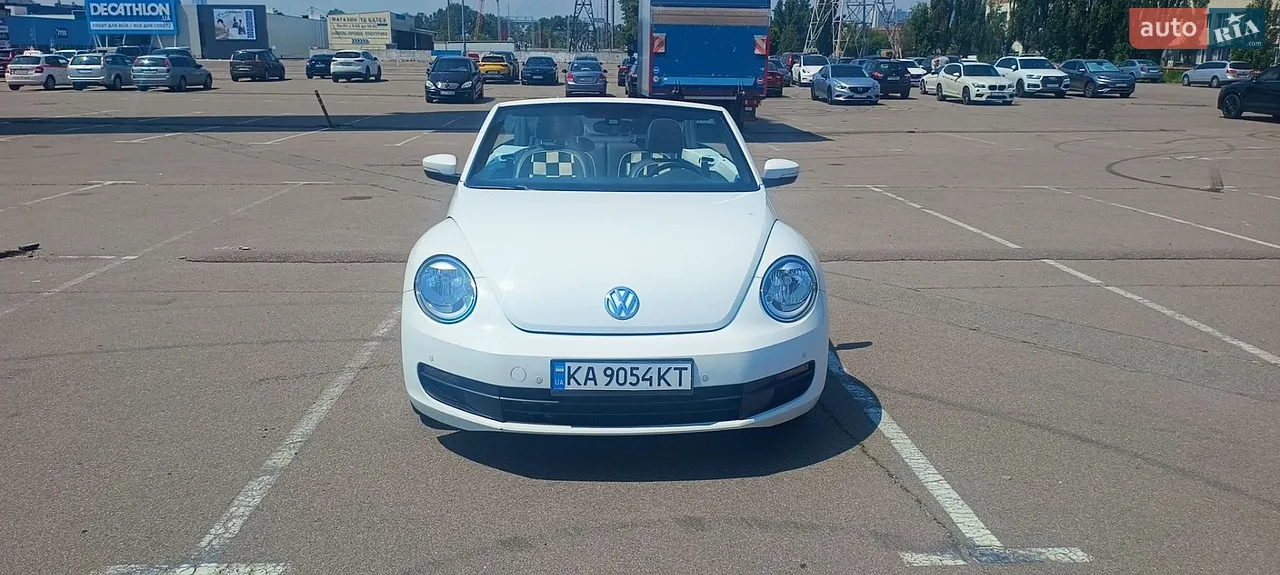 2016 Volkswagen Beetle - мініатюра 28
