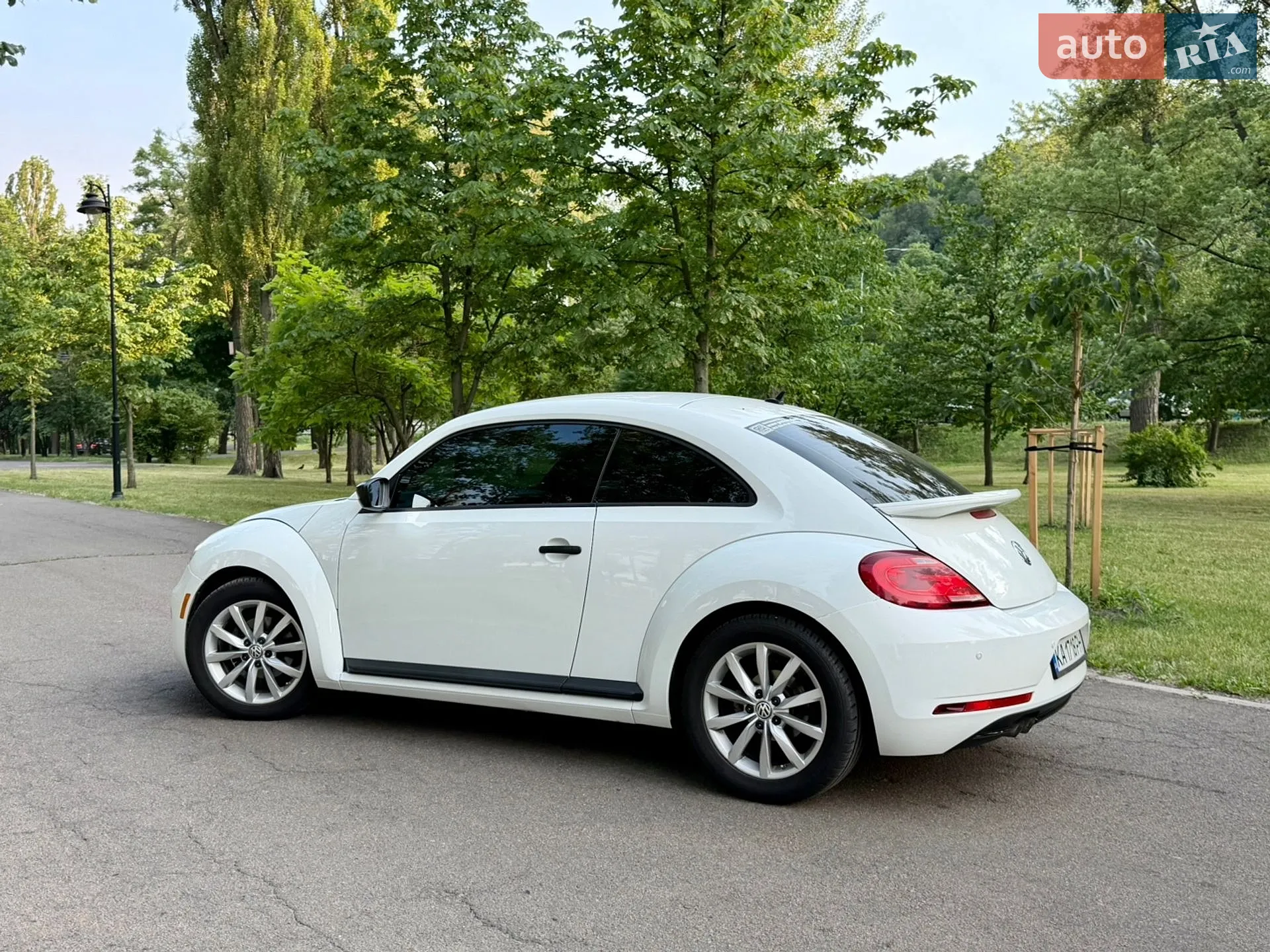 2017 Volkswagen Beetle - мініатюра 3