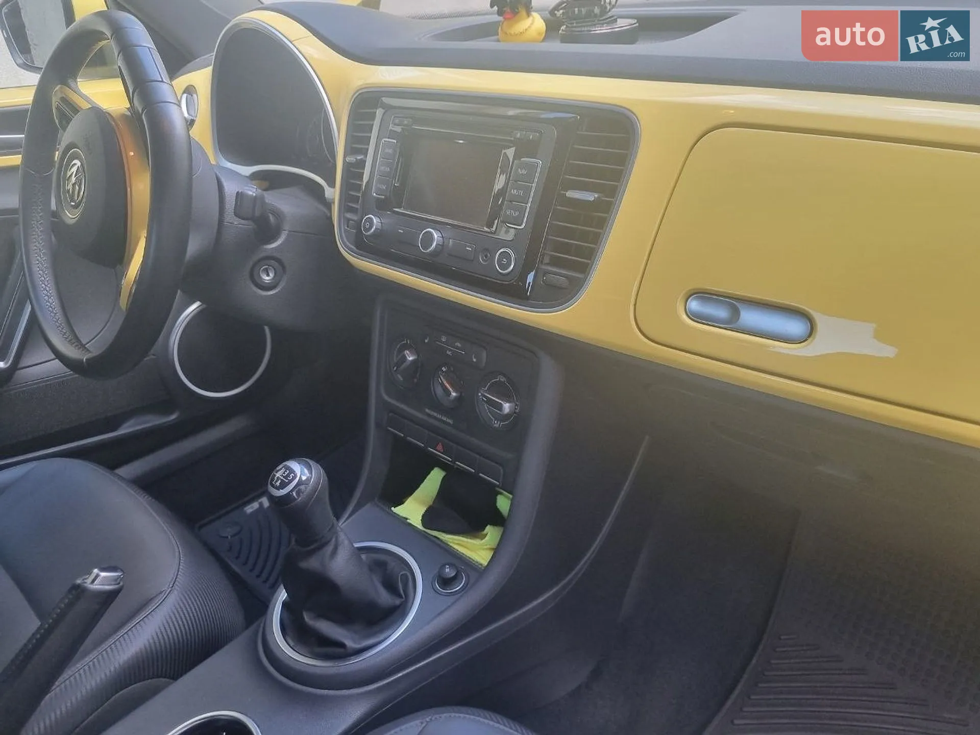 2013 Volkswagen Beetle - мініатюра 4