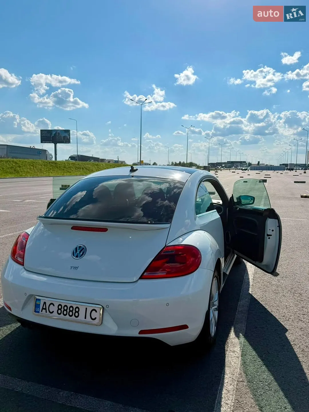 2014 Volkswagen Beetle - мініатюра 5