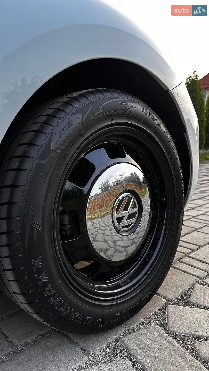 2016 Volkswagen Beetle - мініатюра 8