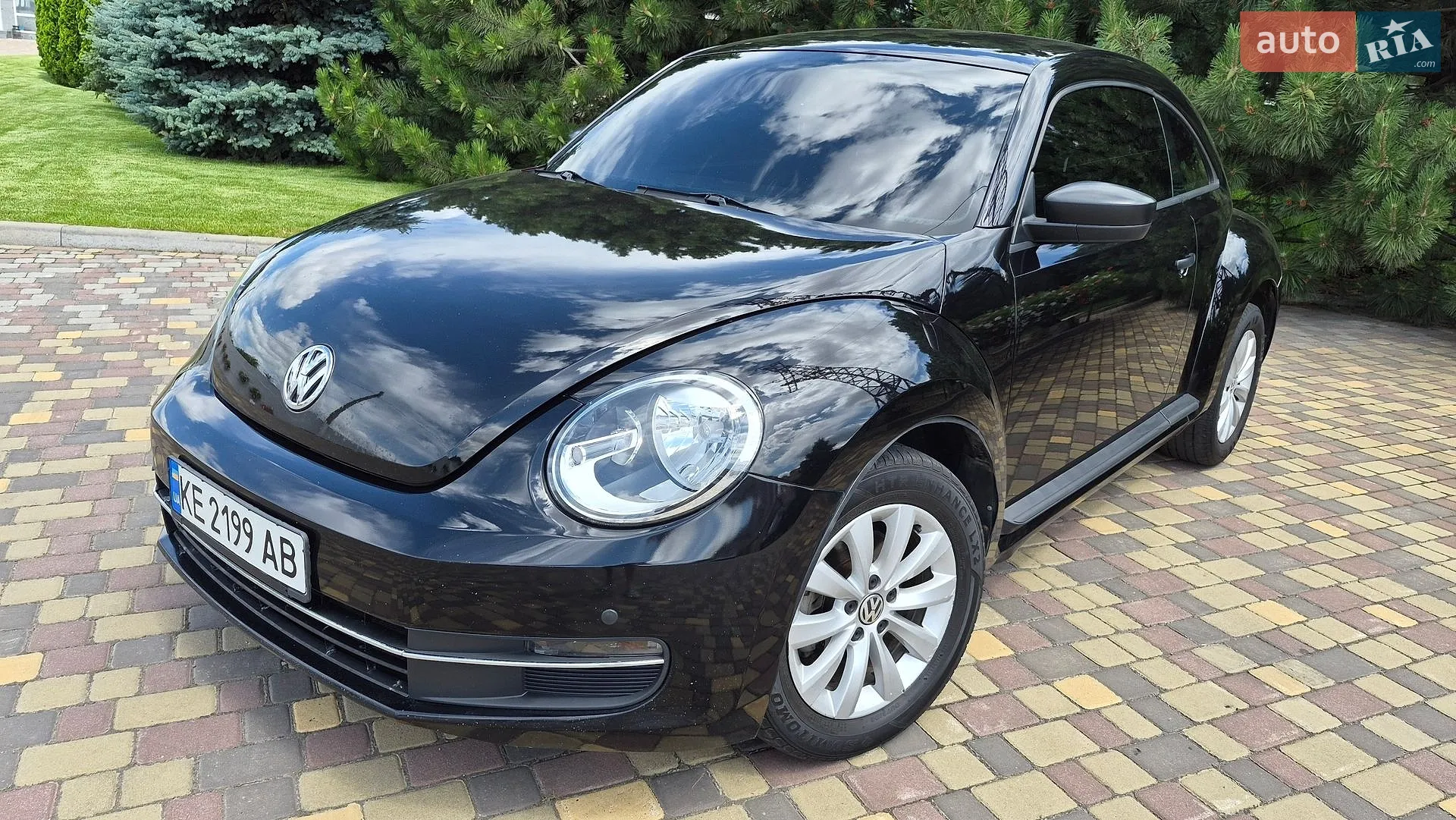 2017 Volkswagen Beetle - мініатюра 2