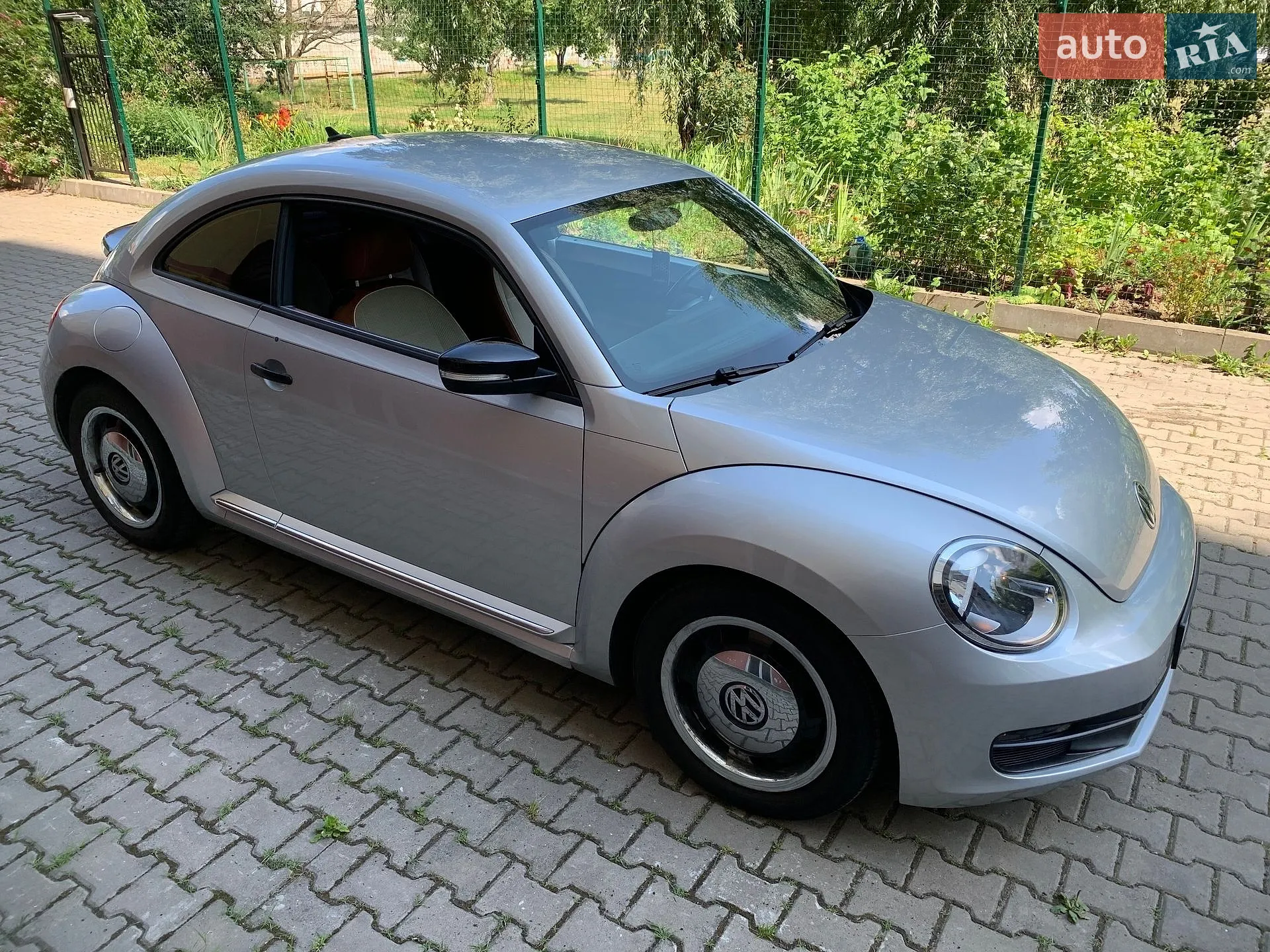 2015 Volkswagen Beetle - мініатюра 8