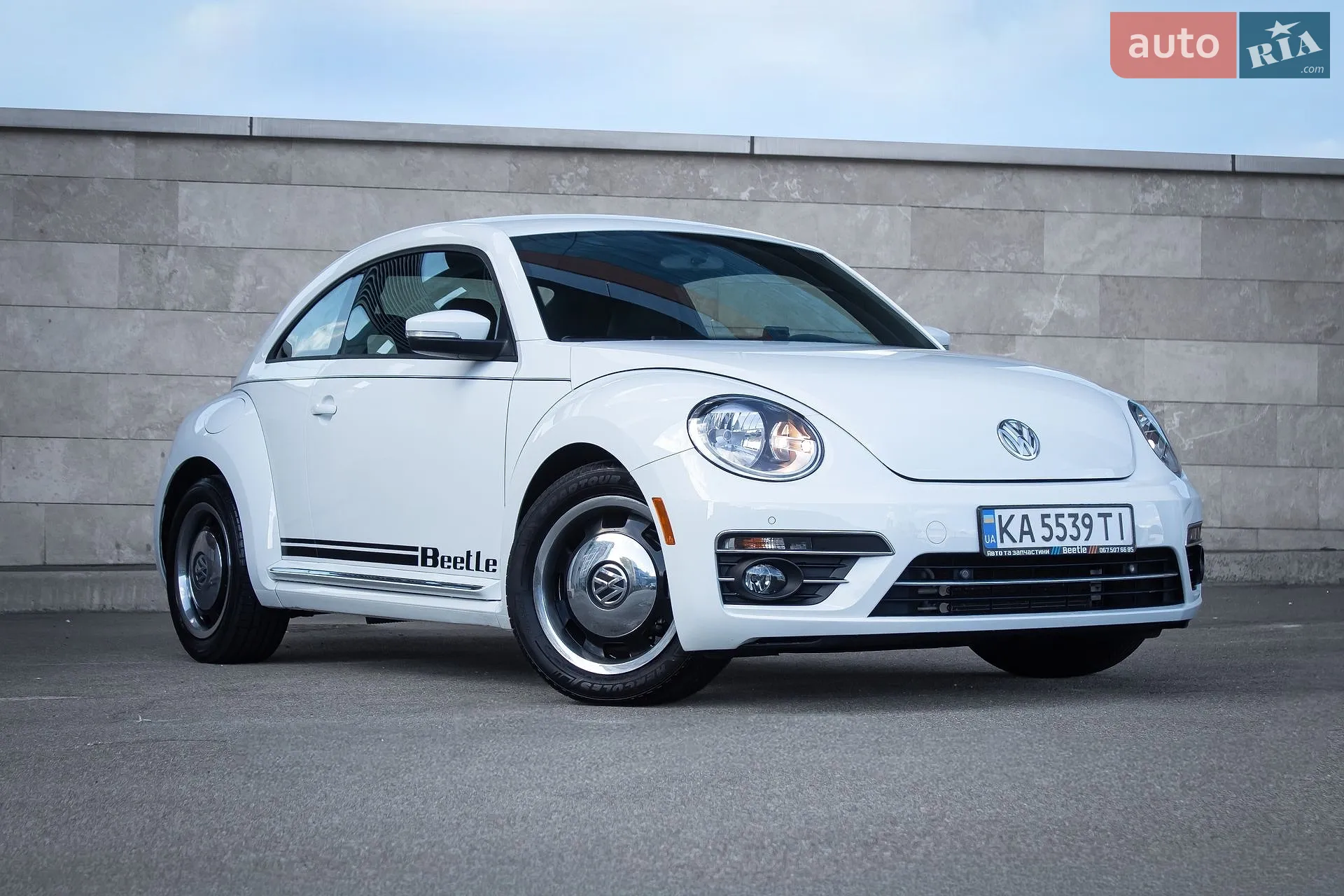 2018 Volkswagen Beetle - фото 1