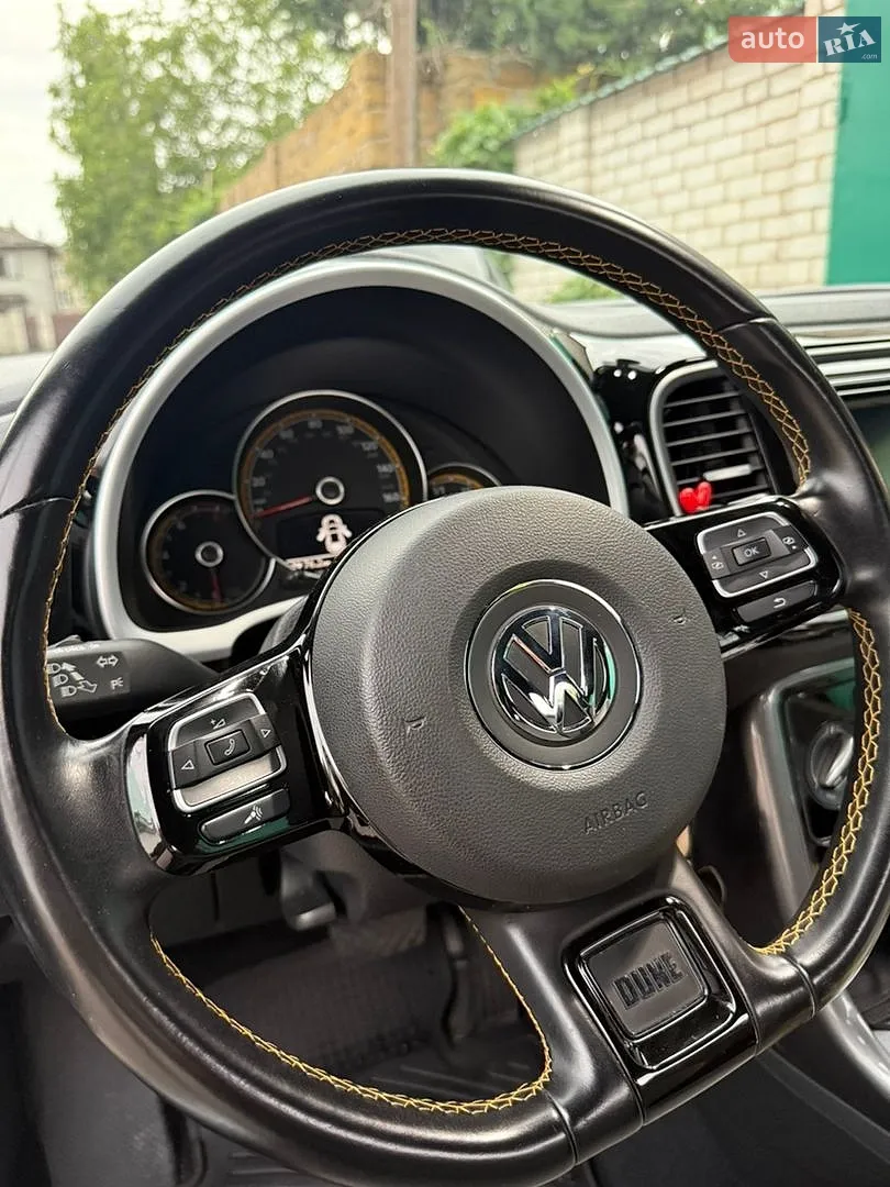 2017 Volkswagen Beetle - мініатюра 18