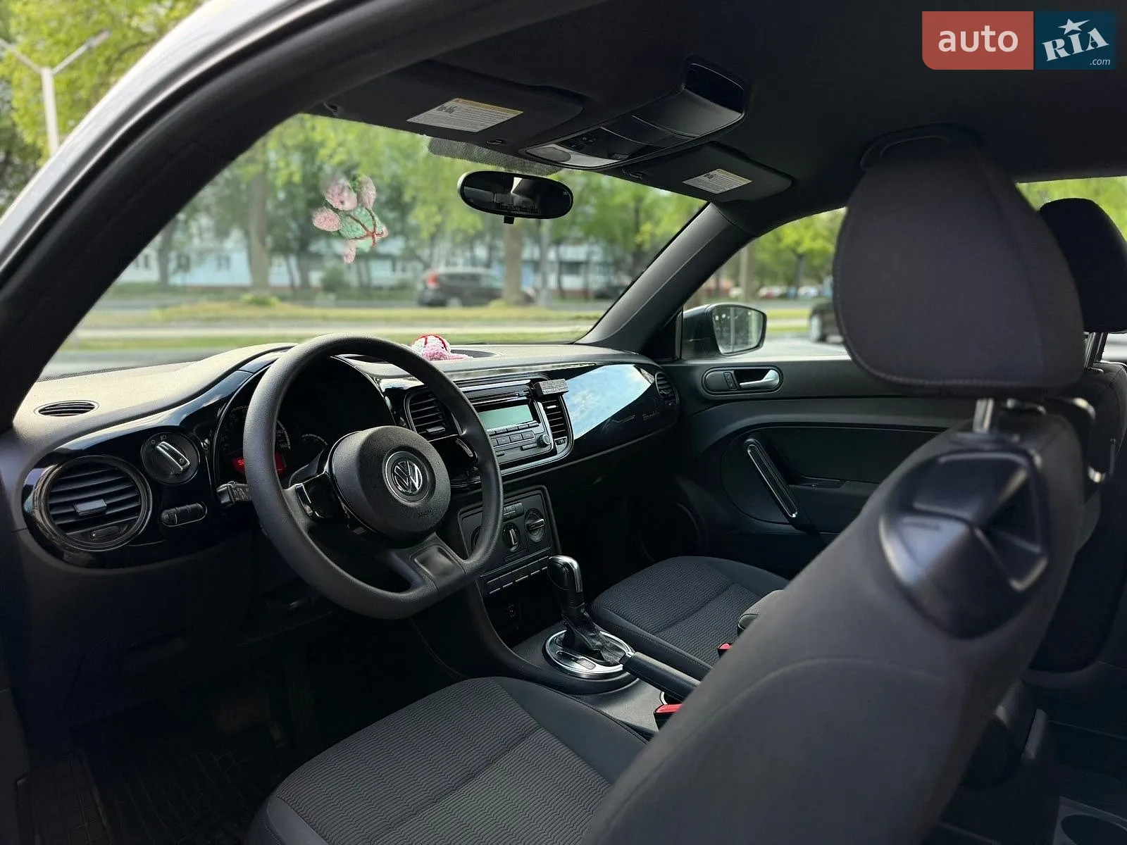 2013 Volkswagen Beetle - мініатюра 34