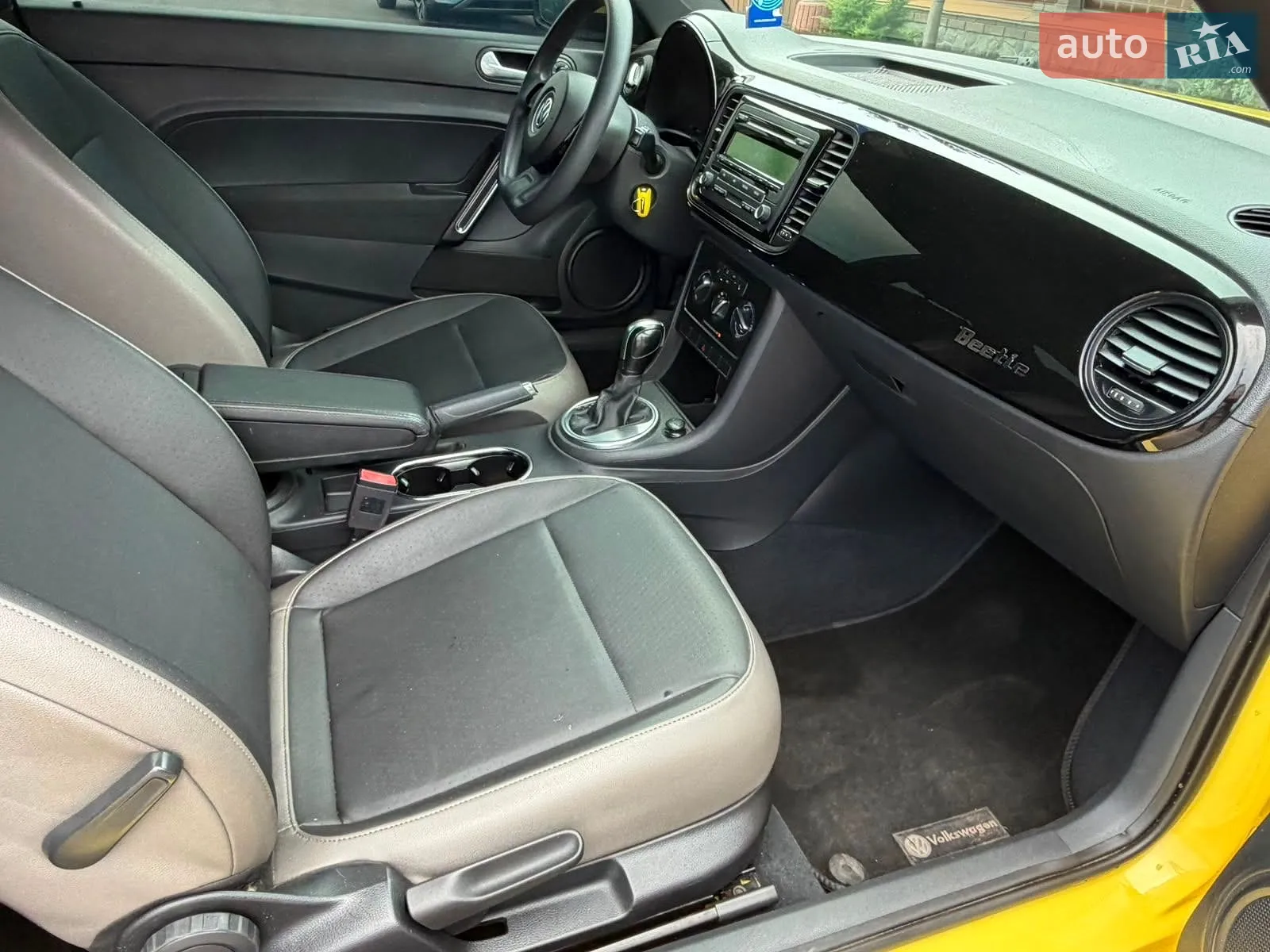 2015 Volkswagen Beetle - мініатюра 44