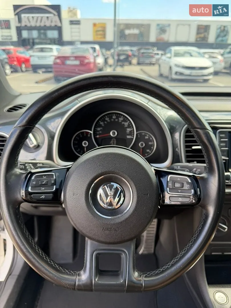 2012 Volkswagen Beetle - мініатюра 32