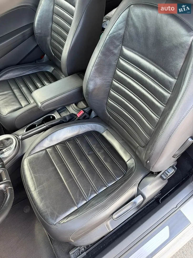2012 Volkswagen Beetle - мініатюра 46