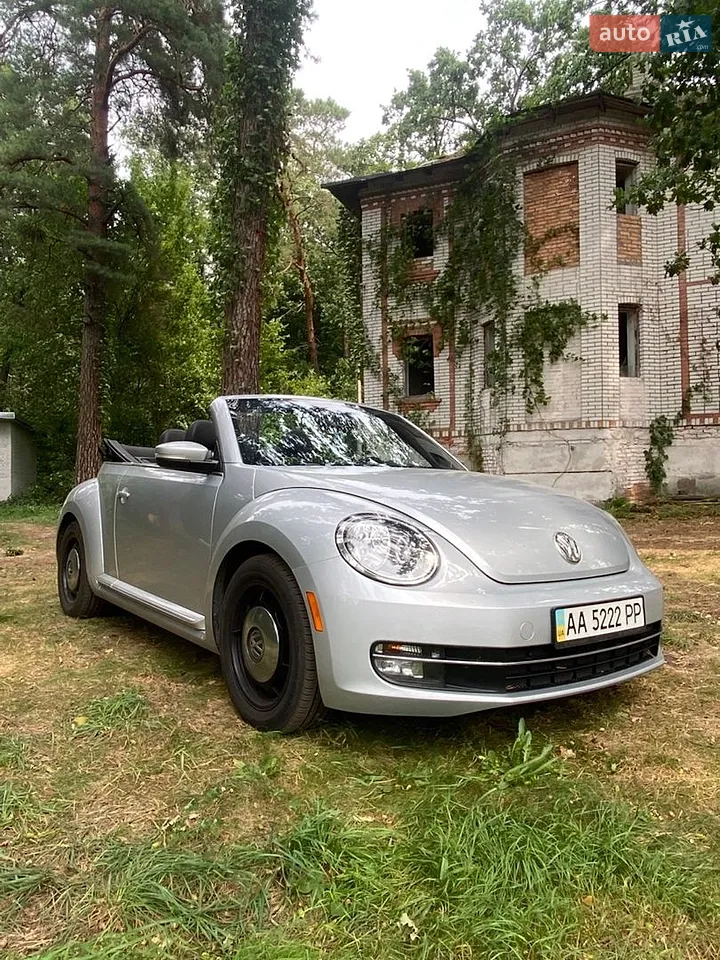 2012 Volkswagen Beetle - мініатюра 21